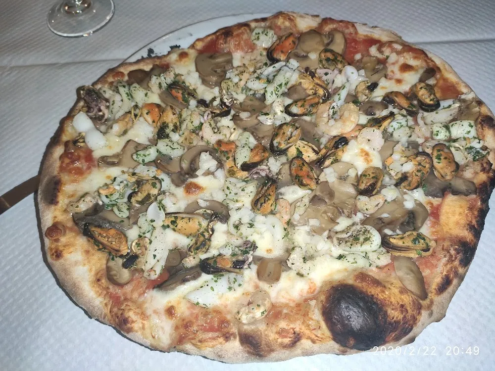 Pizza Fruits de Mer